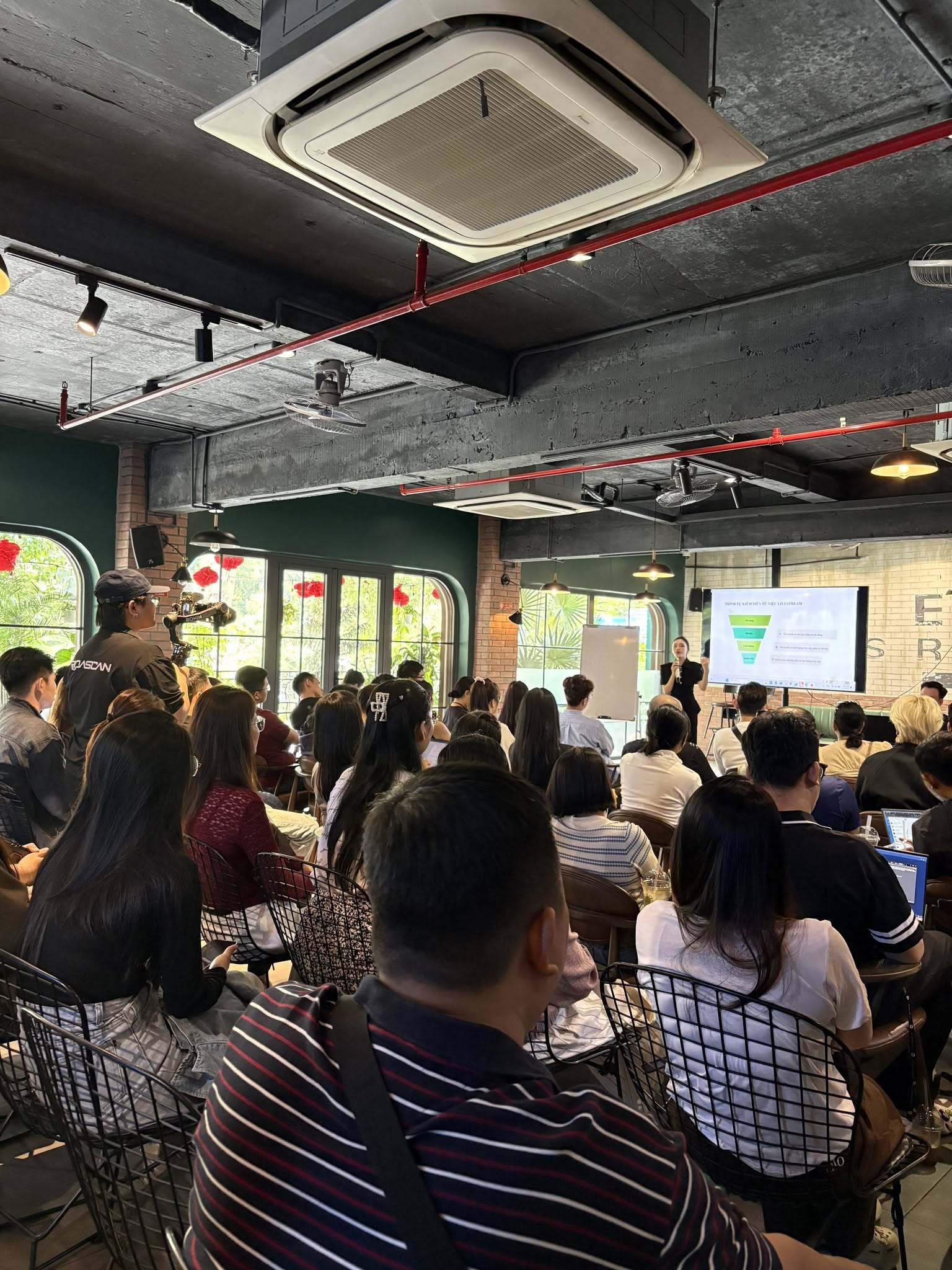 SỰ KIỆN GIAO LƯU NHÀ BÁN HÀNG TIKTOK SHOP QUÝ 1-2026 count(SỰ KIỆN GIAO LƯU NHÀ BÁN HÀNG TIKTOK SHOP QUÝ 1-2026)