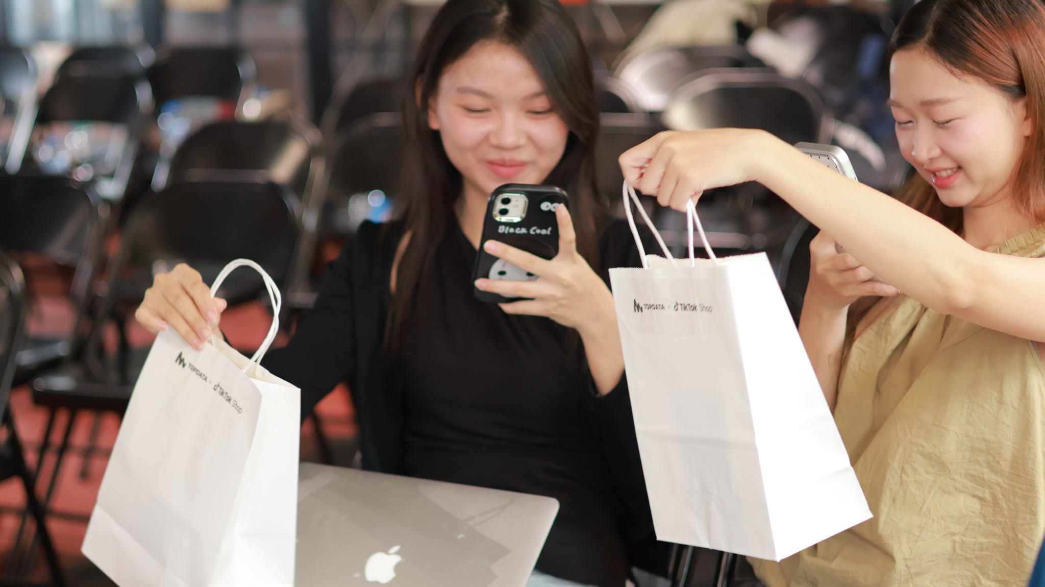 RECAP OFFLINE TRAINING – ĐÀO TẠO THỰC CHIẾN LIVESTREAM & LIVE GMV MAX count(RECAP OFFLINE TRAINING – ĐÀO TẠO THỰC CHIẾN LIVESTREAM & LIVE GMV MAX)